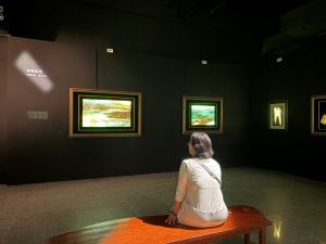 「極光石相-花蓮透光石畫藝術展」